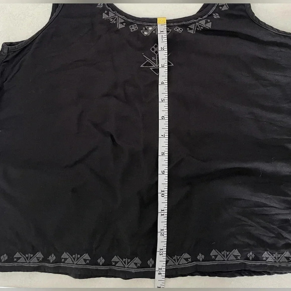 Roxy/ Black boho/ Embroidered/ Tank top/ Laser cut design/ Size US S - Picture 12 of 12
